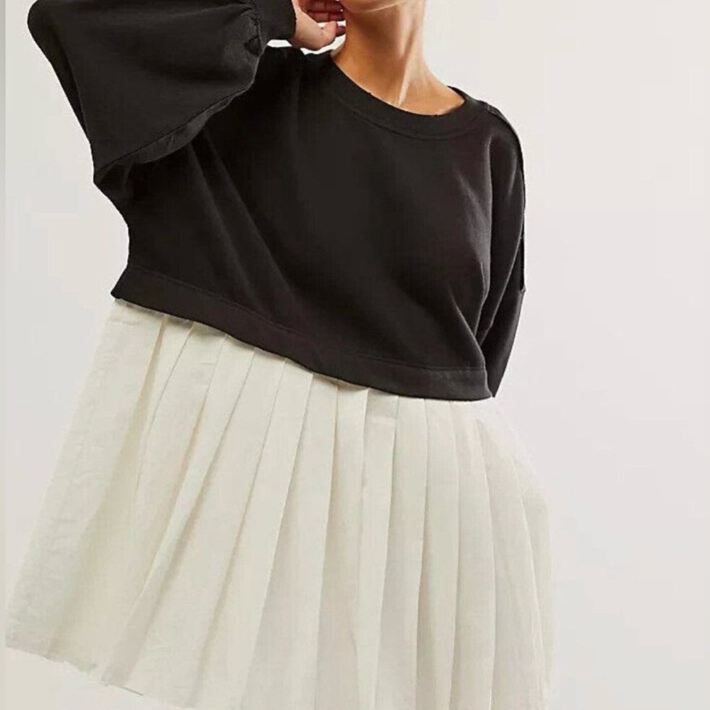 FREE PEOPLE ELEANOR Oversized Sweatshirt Dress Black and White SIZE LARGE